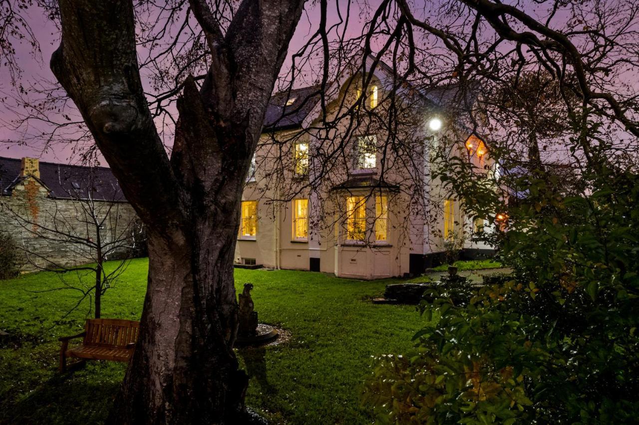 Готель Caemorgan Mansion Кардіган Екстер'єр фото